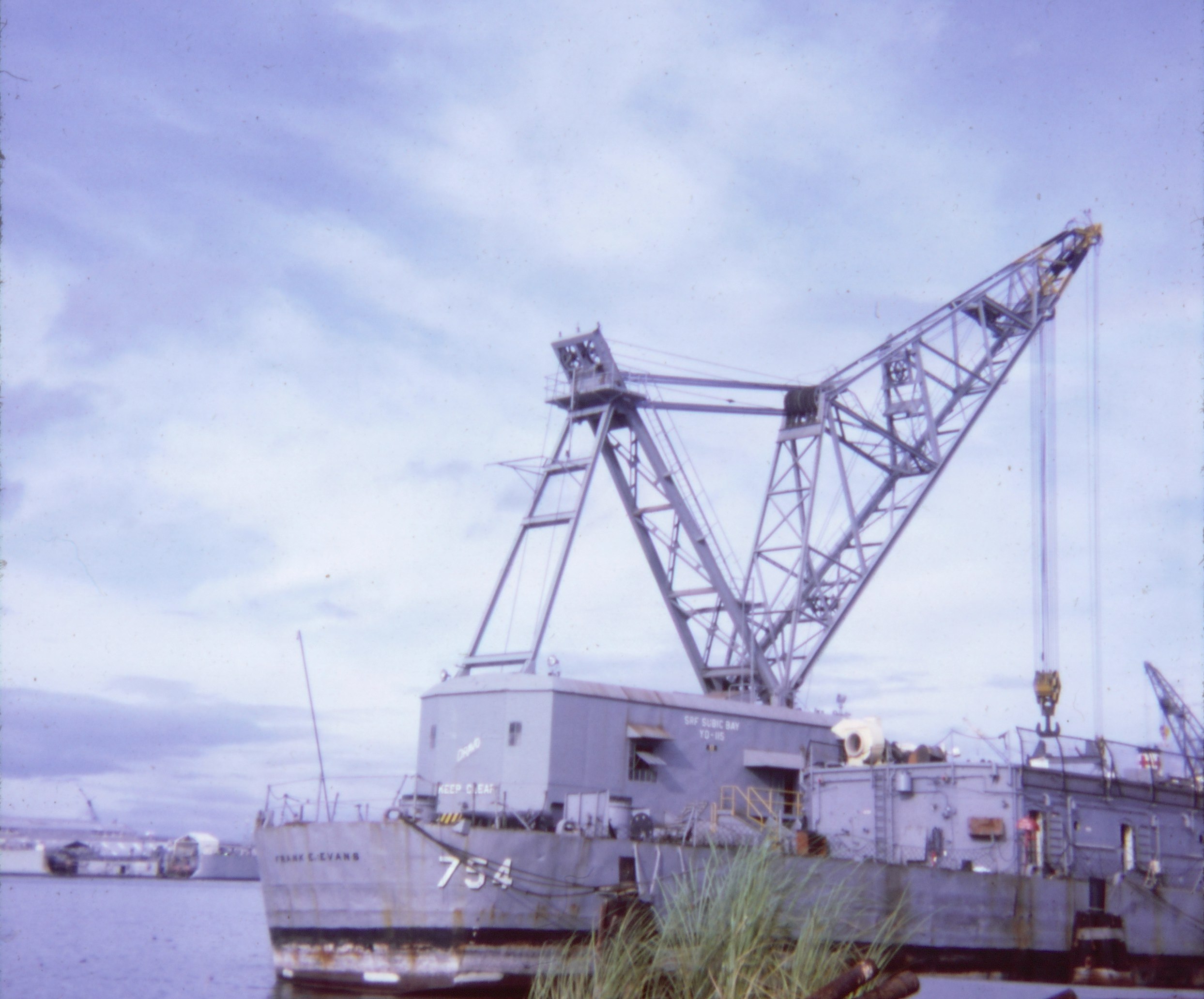 USS Frank E. Evans In Subic Bay (2) – USS Frank E. Evans Association